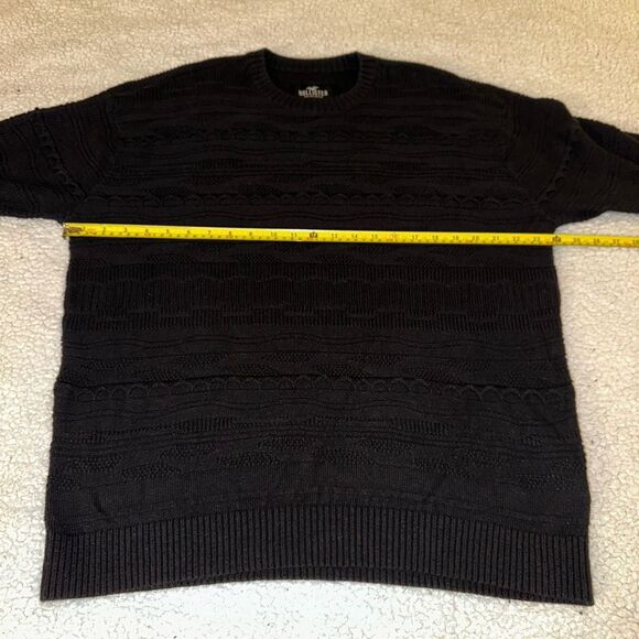 Hollister Men’s Solid Black Crew Cable Knit Sweater Size Large Gently Worn - Picture 8 of 12
